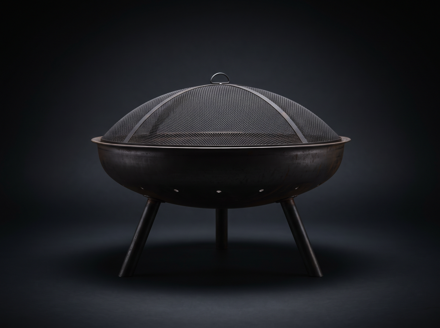 Round wood-burning fire pit