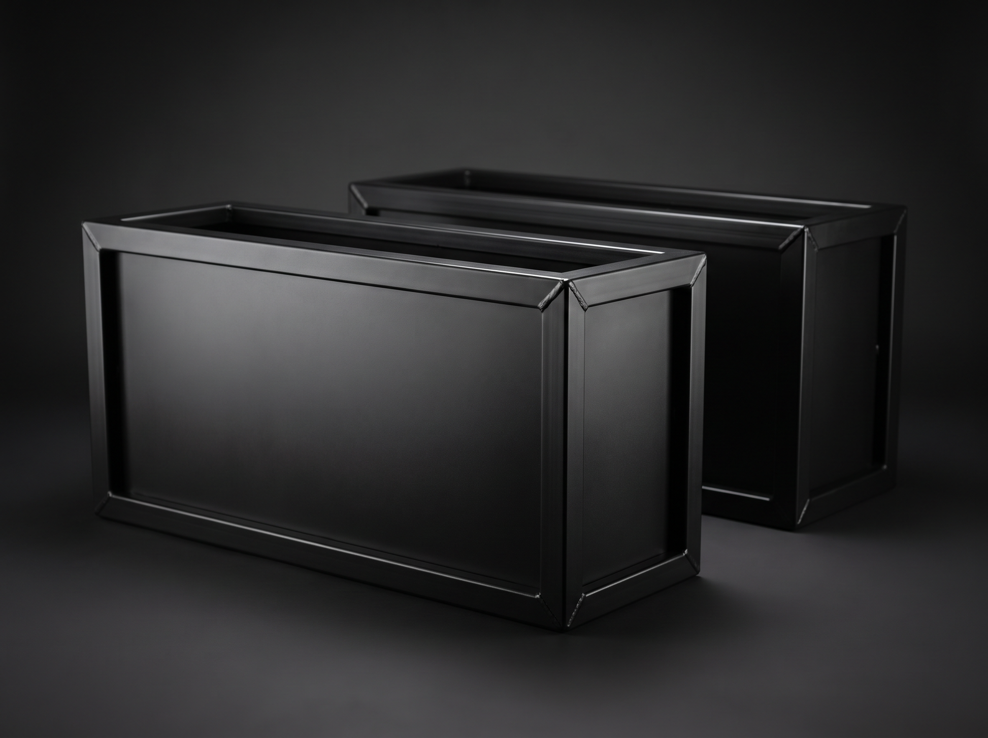 Raised steel planter box set